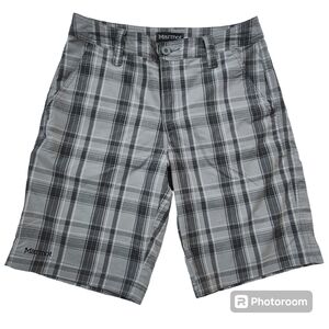 Marmot size 30 Grey Plaid Shorts